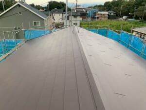 サムネイル画像 兵庫県伊丹市 - スレート屋根をテイガクルーフで低価格・高品質に屋根カバー工法リフォーム