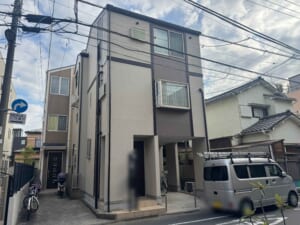 サムネイル画像 東京都墨田区 - タディスセルフカバー✖️スーパーガルテクトで屋根カバー工法と外壁塗装