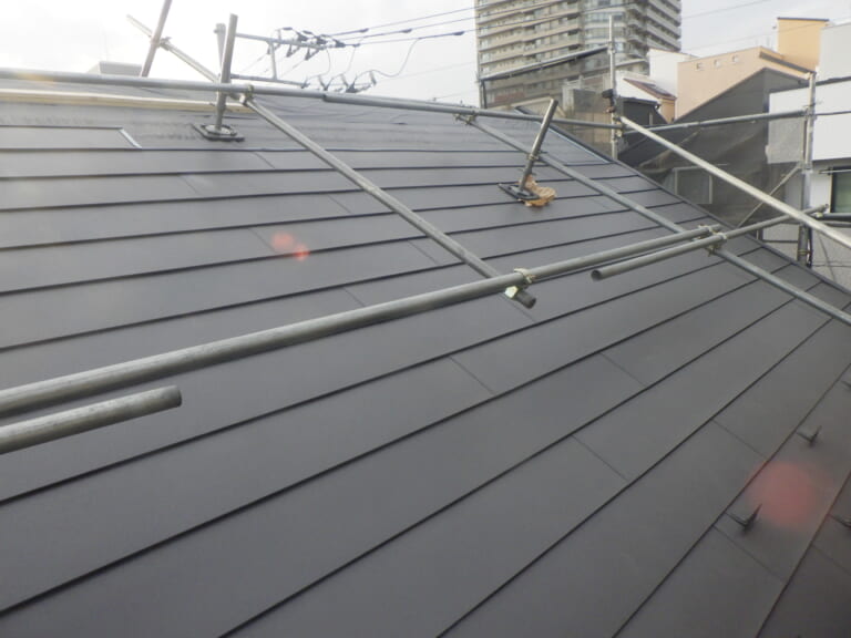 新屋根材の写真