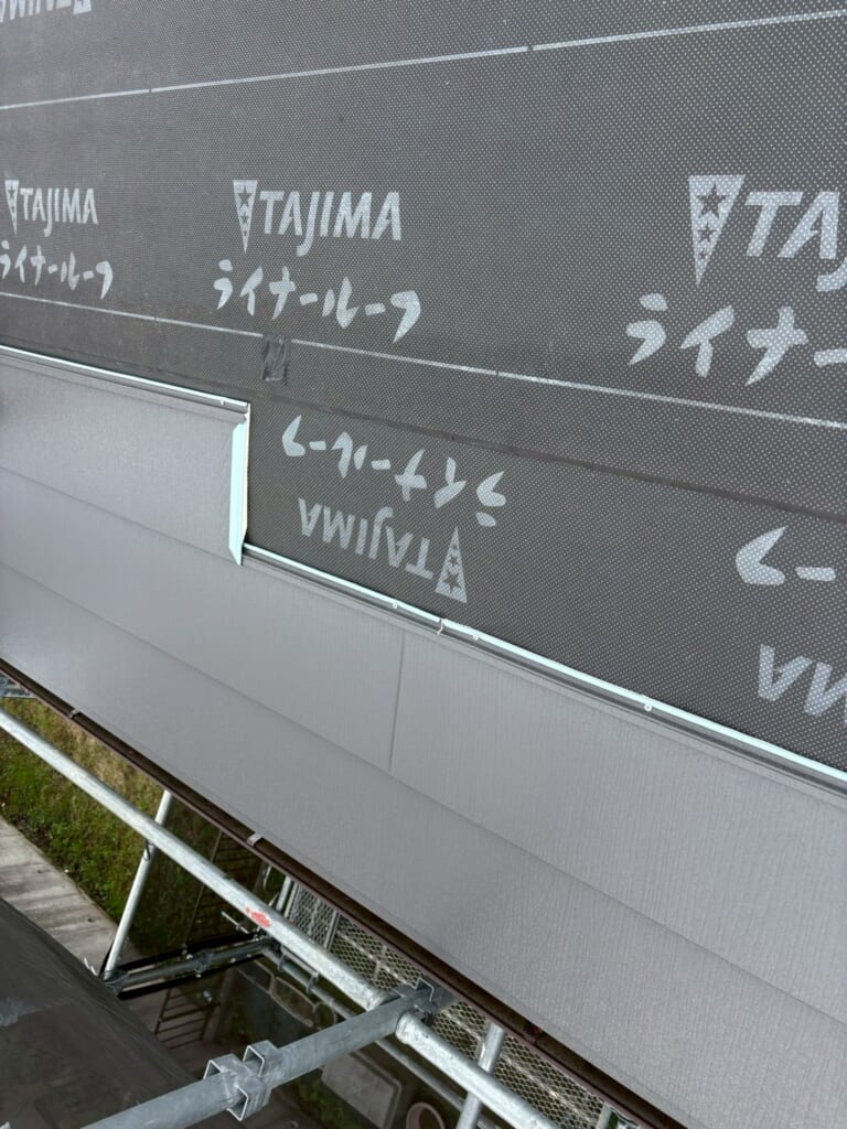 スーパーガルテクト張り付け