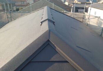 大阪府泉大津市-築20〜30年のスレート屋根(ノンアスベスト)をスーパーガルテクトでカバー工法と外壁塗装