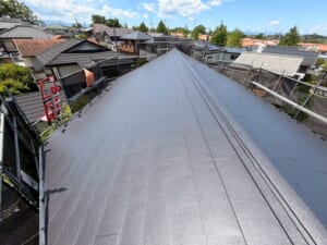 サムネイル画像 東京都多摩市 - 高品質ルーフィングとテイガクルーフで雨漏りを解消する屋根葺き替え工法