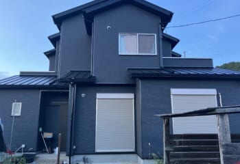 京都府亀岡市-アルミサイディングのカバー工法により綺麗く美しい仕上がり！