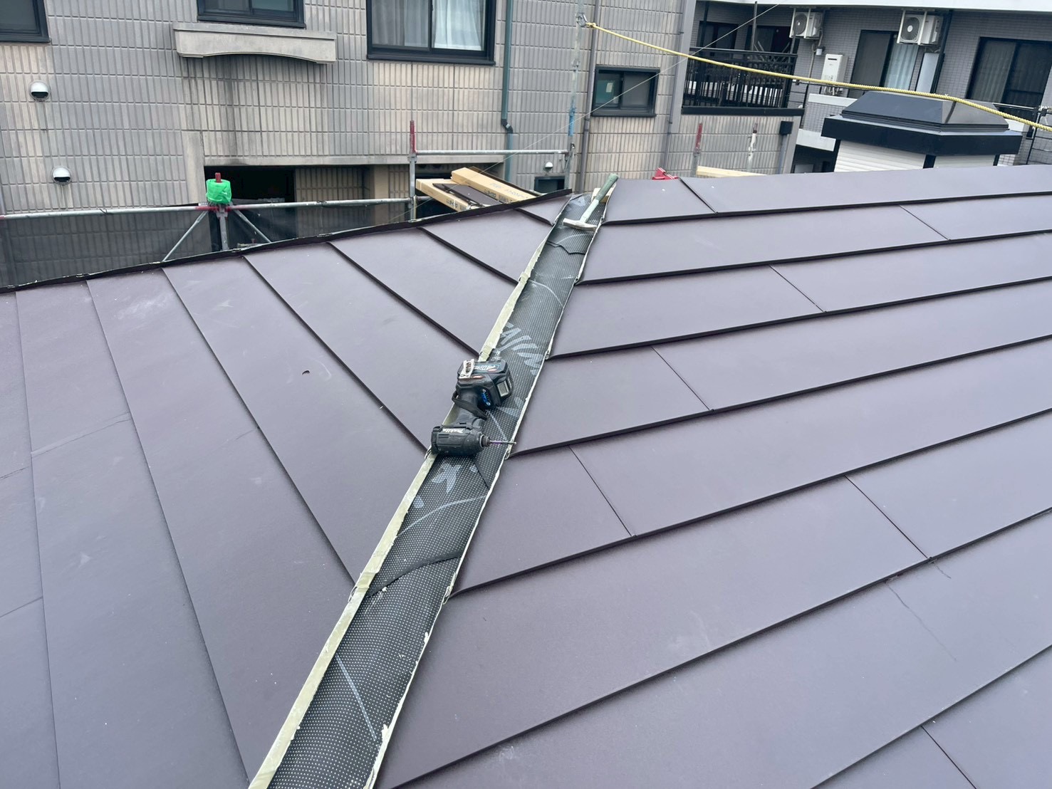 新屋根材の写真