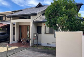 兵庫県西宮市 - 劣化した屋根・外壁の機能を回復するカバー工法&外壁塗装リフォーム
