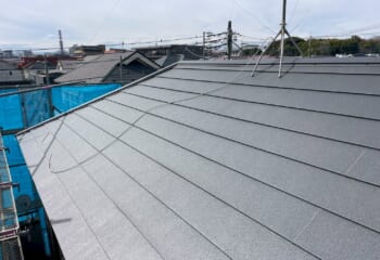 東京都国分寺市 - ドーマーの徹去と、スレート屋根を葺き替え工事でリフォーム