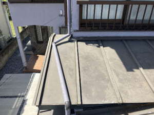 施工前の屋根